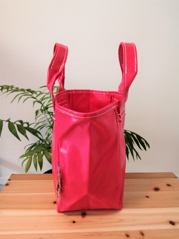 pyramidal mini tote (red)　ミニトートバッグ　赤 4枚目の画像