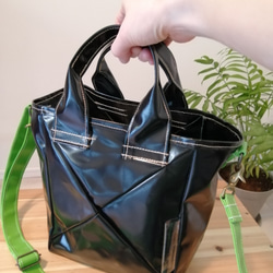 pyramidal mini tote (black) + shoulder 4枚目の画像