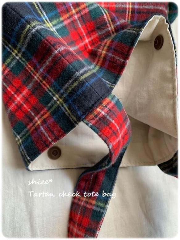 法蘭絨格紋單柄手提包 第4張的照片