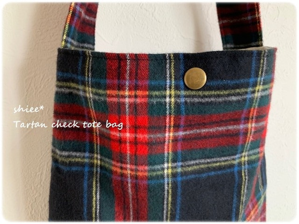 法蘭絨格紋單柄手提包 第3張的照片