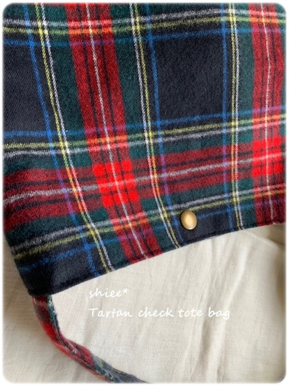 法蘭絨格紋單柄手提包 第5張的照片