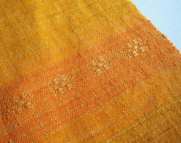 手織り・ウールとシルクのマフラー 5枚目の画像