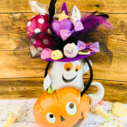 お菓子の国の魔女ハット　紫色の魔女帽子にグレープキャンディバルーン　カチューシャ　魔女帽子　コスプレ　お菓子　 1枚目の画像
