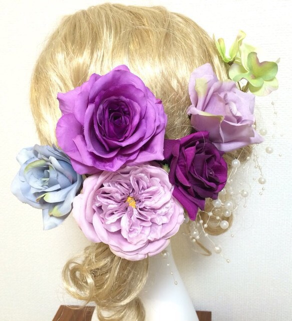 紫のバラのヘッドドレス 2枚目の画像