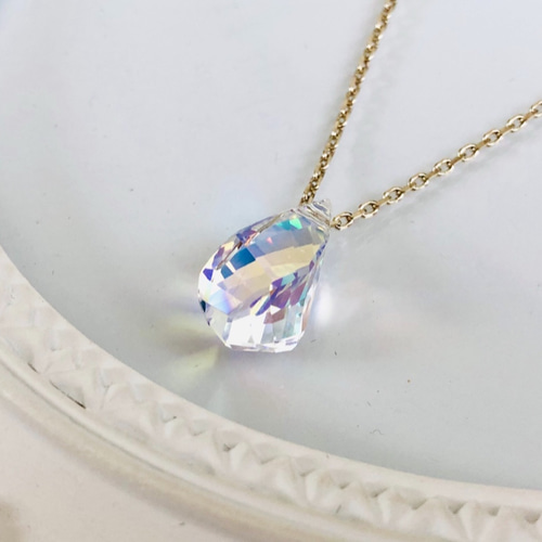 Swarovski 虹色の雫ネックレス ネックレス・ペンダント Koito