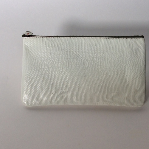 三味線 本体 ヘビ皮 ケース付き　蛇革　本革 真壁型黒塗り 本蛇皮一枚張り三線 – 米須三線店