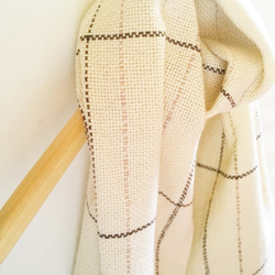 オフホワイト　カシミア・メリノロングスカーフ　手織り　 2枚目の画像