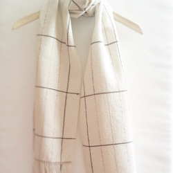 オフホワイト　カシミア・メリノロングスカーフ　手織り　 3枚目の画像