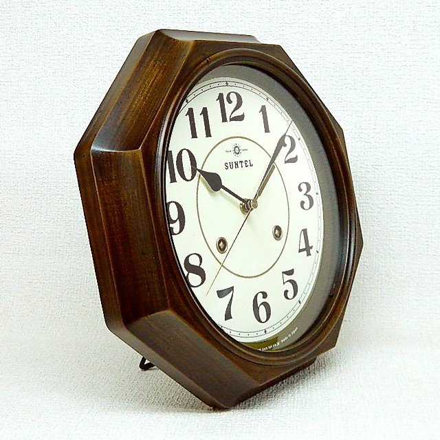 天然木を加工したＥＵスタイルのクラシカル電波掛け時計 八角形