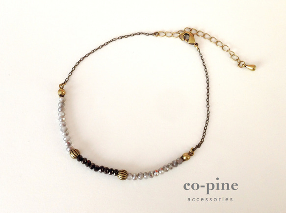 Small beads anklet <Gray & Black> 5枚目の画像