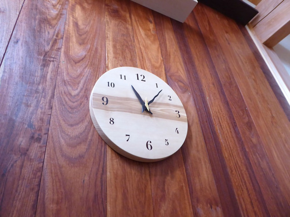 ホワイトアッシュの時計 34㎝ 007s 文字茶 5枚目の画像