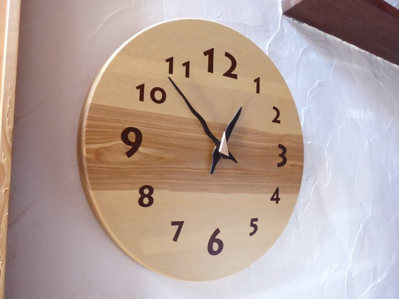 ホワイトアッシュの時計 34㎝ 003s 文字茶 5枚目の画像