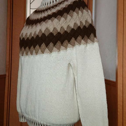 【送料無料】 バスケット編みの丸ヨークセーター チョコ 2枚目の画像