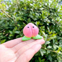 桃の置き物 旅する置き物〜岡山の桃〜 その他置物 日なたの窓 通販 10750686