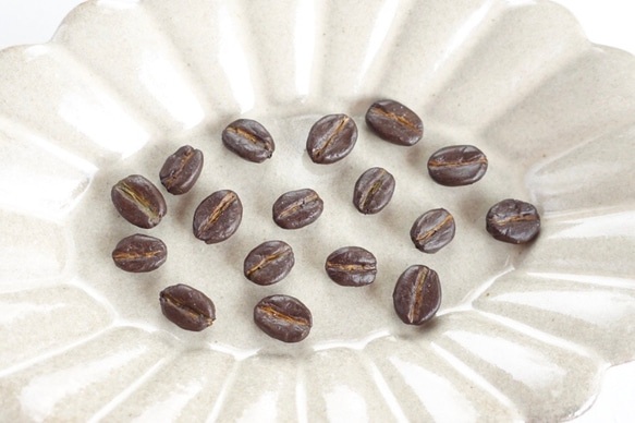 コーヒー豆3粒ピアス(orイヤリング) 4枚目の画像