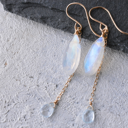 14kgf天然石「存在感が抜群のレインボームーンストーンをシンプルに