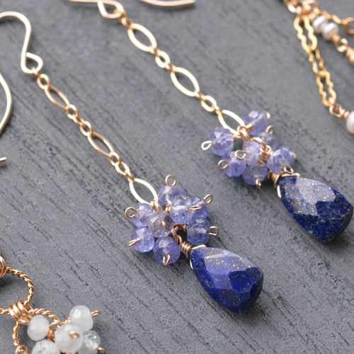 619 天然石　ラピスラズリ　6㎜　瑠璃　ピアス　イヤリング 宝石質のラピスラズリ ピアス(イヤリング変更可)：天然石 ピアス