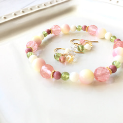 【Sakura】桜色ブレスレットとピアスのセット 3枚目の画像