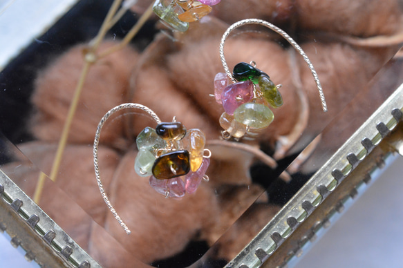 14kgf天然寶石“小巧，多色電氣石”耳環，耳環，樹脂耳環 第5張的照片