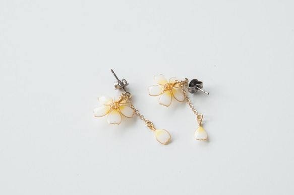 [Uinta Kosumosu -Full * Bloom-]裝飾季節的耳環 第7張的照片