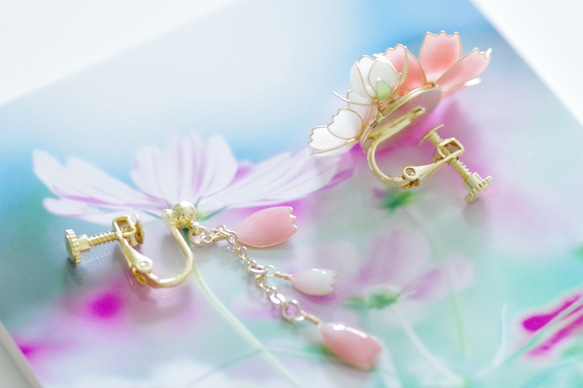 【コスモス-Full*Bloom-】秋を着飾るイヤリング※飾れるフォトパネル付！ 4枚目の画像
