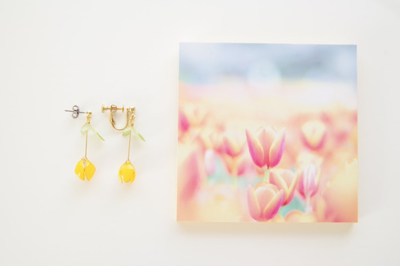 【チューリップ×オレンジ-Full*Bloom-】春を着飾るイヤリング※飾れるフォトパネル付！ 2枚目の画像