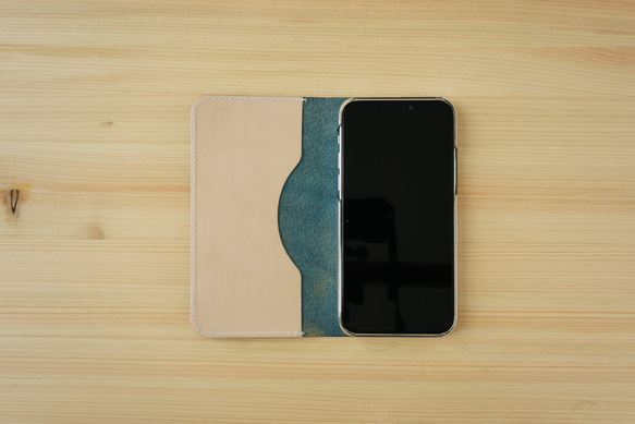 牛革 iPhone12 mini カバー  ヌメ革  レザーケース  手帳型  ネイビーカラー 3枚目の画像