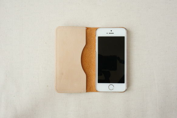 牛皮iPhone SE / 5 / 5s保護套Nume皮革皮套筆記本類型駝色 第3張的照片