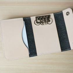 牛革  カードポケット レザー キーケース 4連 ブラック 2枚目の画像