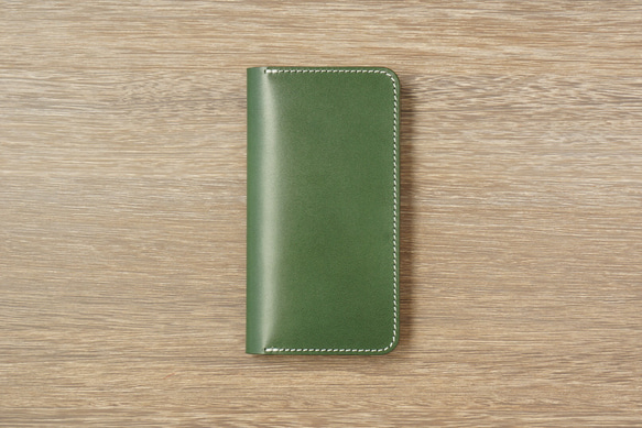 牛革 iPhone XR カバー  ヌメ革  レザーケース  手帳型 グリーンカラー 2枚目の画像