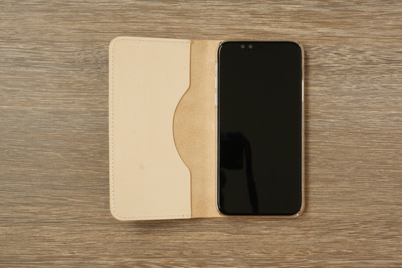 牛革 iPhone XS Max カバー  ヌメ革  レザーケース  手帳型  ナチュラルカラー 3枚目の画像
