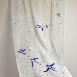 空を舞い飛ぶ燕さん・暖簾&カーテン 2枚目の画像