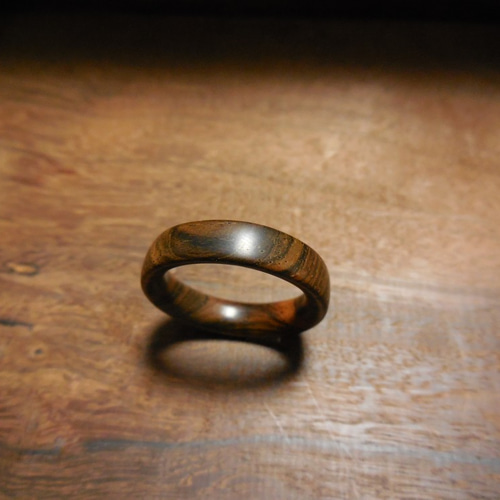 ハカランダ(ブラジリアンローズウッド)1ピースの指輪 指輪・リング