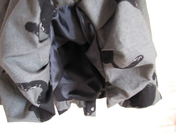 黒猫/グレー・バルーンスカート【受注作成・サイズオーダー・おおきいサイズも作成可】（綿麻・コットンリネン） 5枚目の画像