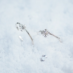* ~ Snow Crystal ~ * Snow Crystal 戒指和耳夾（銀色）&lt;* Creema Limited& 第1張的照片