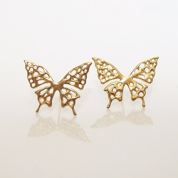 アゲハ蝶のピアスA(gold) 2枚目の画像