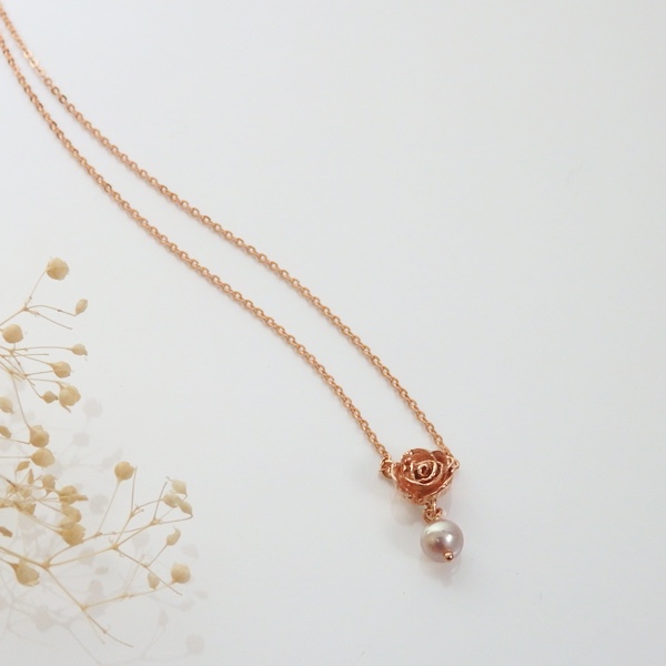 ローズとパールのネックレス(pink gold)