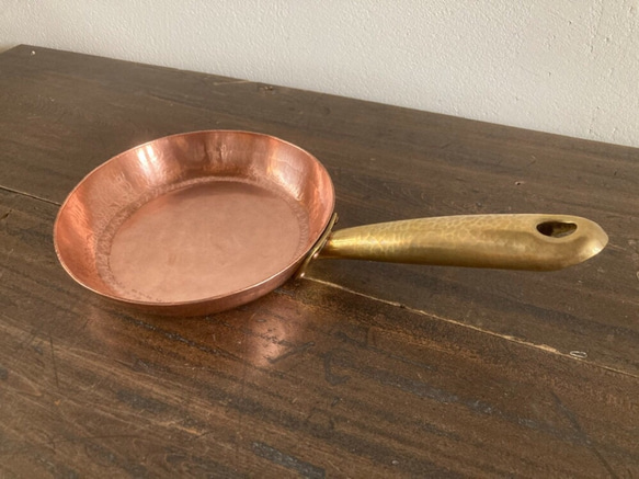 銅製のフライパン(小サイズ)　※受注品 2枚目の画像