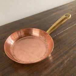 銅製のフライパン(小サイズ)　※受注品 3枚目の画像