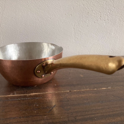 銅製の雪平鍋(シャープ型) 2枚目の画像