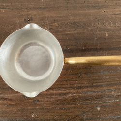 銅製の雪平鍋(シャープ型) 5枚目の画像