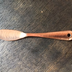 銅のバターナイフ（持ち手：立体タイプ　太め）※受注品 2枚目の画像