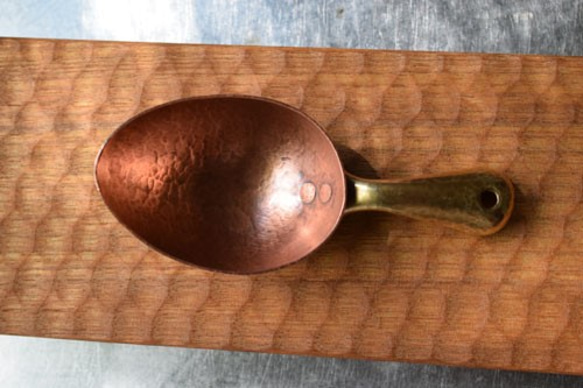 銅のコーヒーメジャースプーン（スコップ型）　※受注品 3枚目の画像