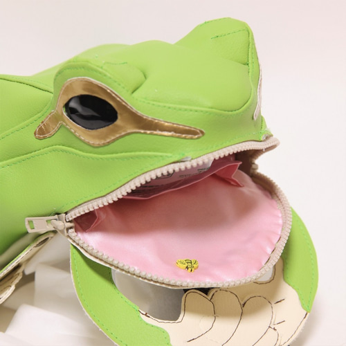 カエルBバック カエルボディバッグ・マット合皮 斜背腰包・腰包 Shin' 的作品