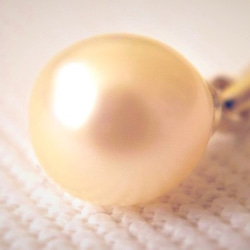 あこや本真珠 一粒パールのエレガントネックレス(ゴールド) 4枚目の画像