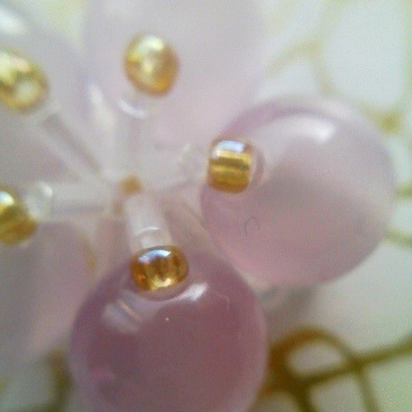 ころころ梅・桃　お花のチャーム　薄紫 6枚目の画像