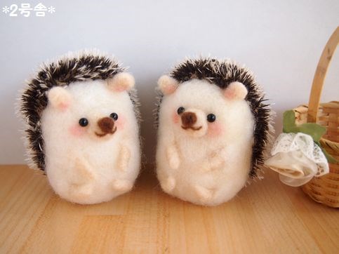 在庫なし　キーホルダー　ハリネズミ　【ギターハリちゃん】　ハンドメイド 在庫なし　キーホルダー　ハリネズミ　【ギターハリちゃん】　ハンドメイド