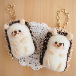 受注制作】結婚式に☆羊毛フェルトのハリネズミウェルカムドール 羊毛