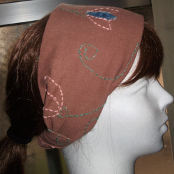 桜色刺繍のヘアバンド(送料無料） 2枚目の画像