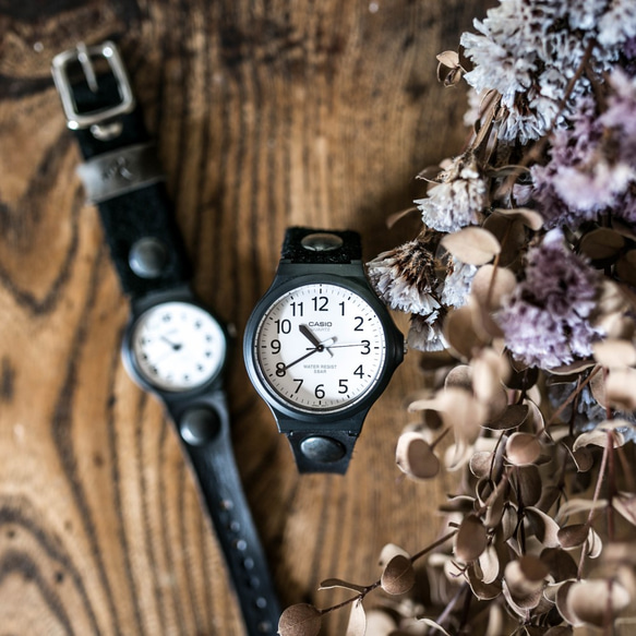 ベロアとヌメ革の2TONE腕時計 / アナログ針 / レトロブラック / ペアウオッチ 8枚目の画像